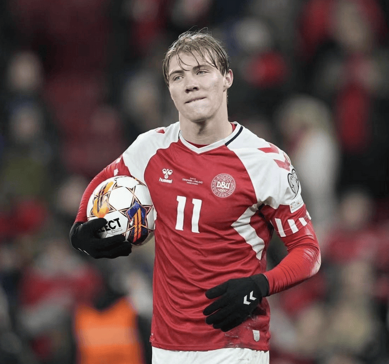 爱游戏在线-终极对抗！欧洲杯战火再次点燃