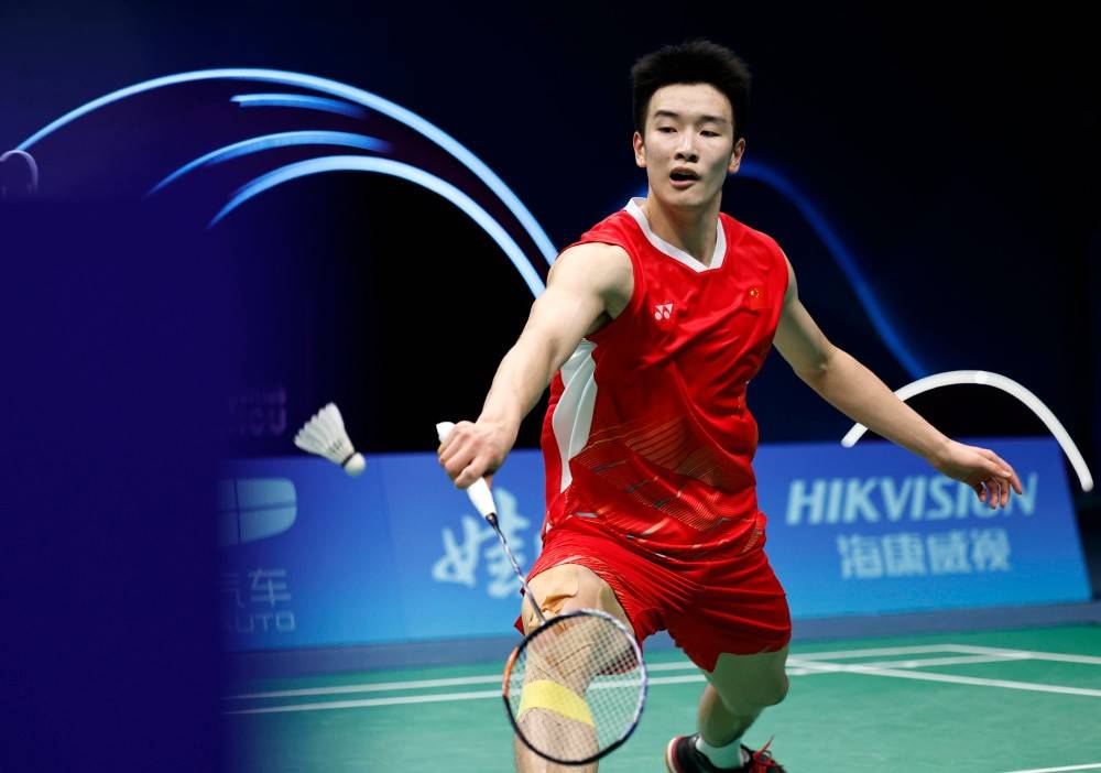 爱游戏在线-中国队碾压马来西亚队，安赛龙扛起全队