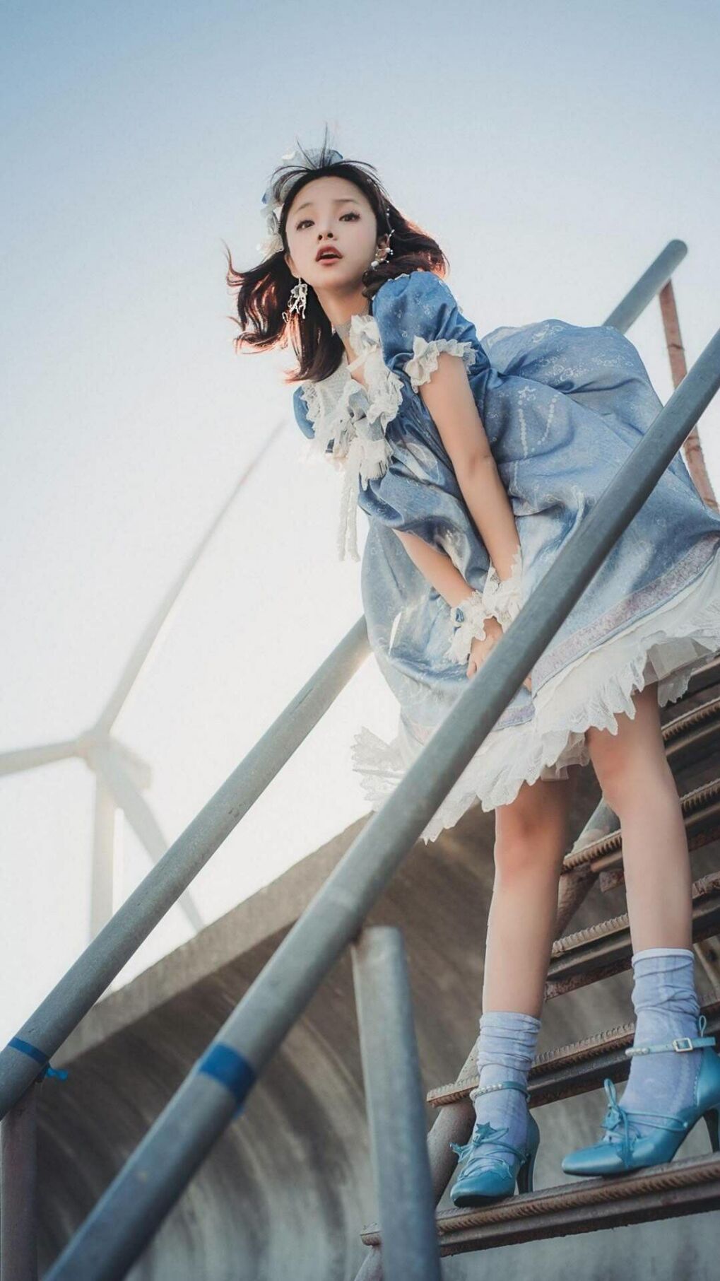 爱游戏入口-跨界锁魂，当湖人对决辽宁，哈登的防守艺术震撼全场