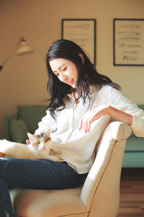 布鲁诺,那根看不见却时刻作响的鞭子