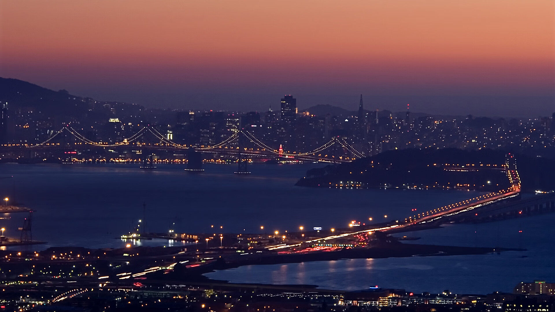 引擎轰鸣与主场逆转,双城记里的胜利之声