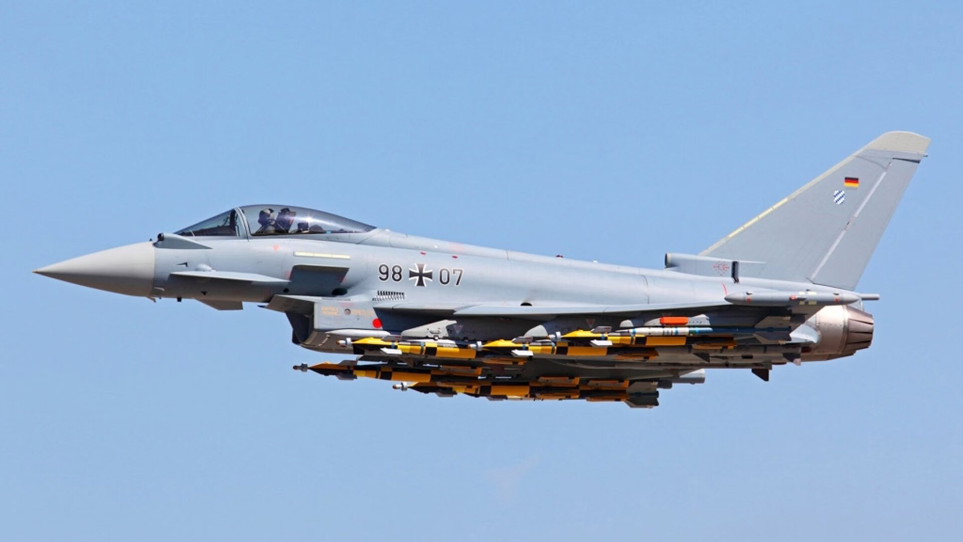 舞台与枷锁，当巴萨在皇家社会面前褪下光环，凯恩在聚光灯下起舞