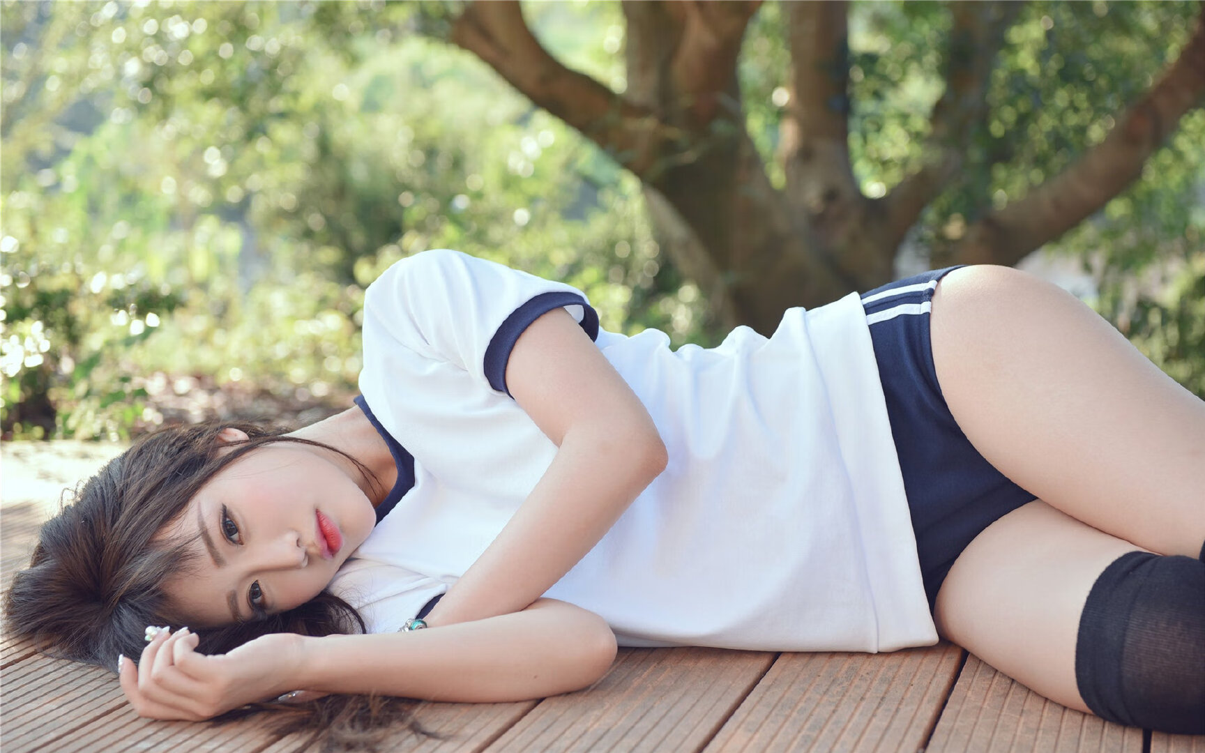 风雪中燃起加勒比海热浪，萨内一人碾碎芬兰防线，委内瑞拉强行书写青春风暴