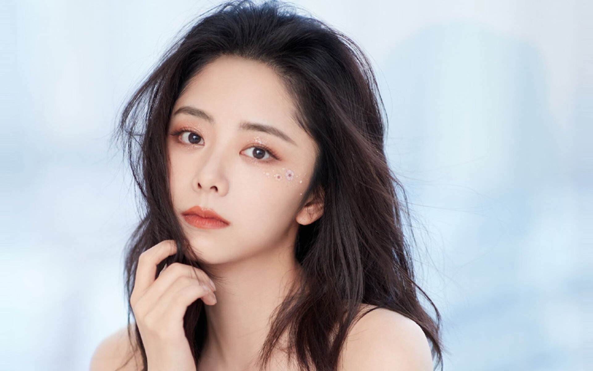 孤星绝杀，久保建英的锋芒与波兰的救赎之夜