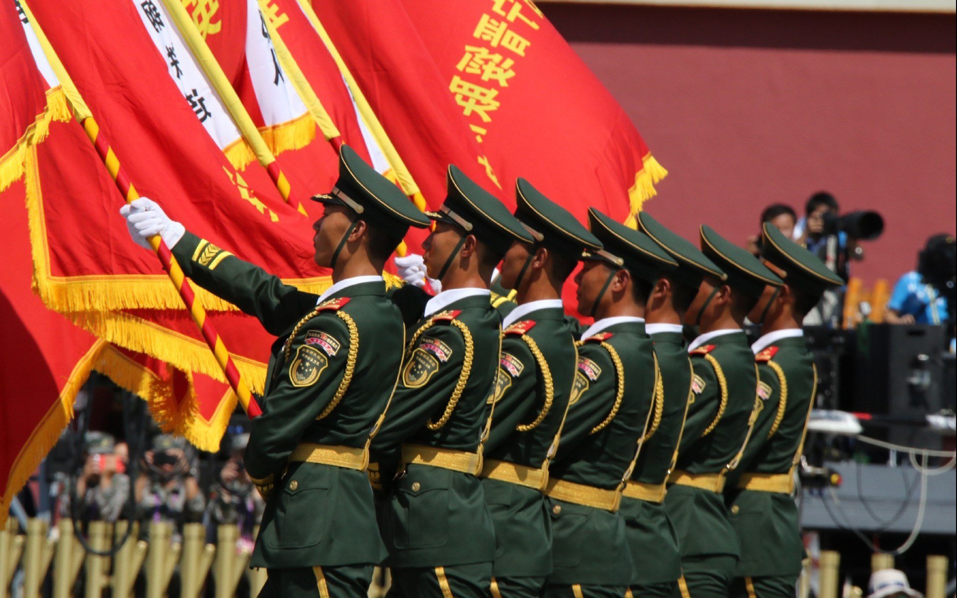 爱游戏官方-卢卡库光芒下的绝地反击，2026世界杯，智利用一秒钟撕碎克罗地亚的童话